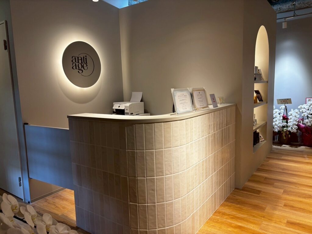 福岡本店サロン